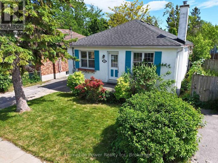 Property Photo: 32 Dunlop Street ON K7L 1L2