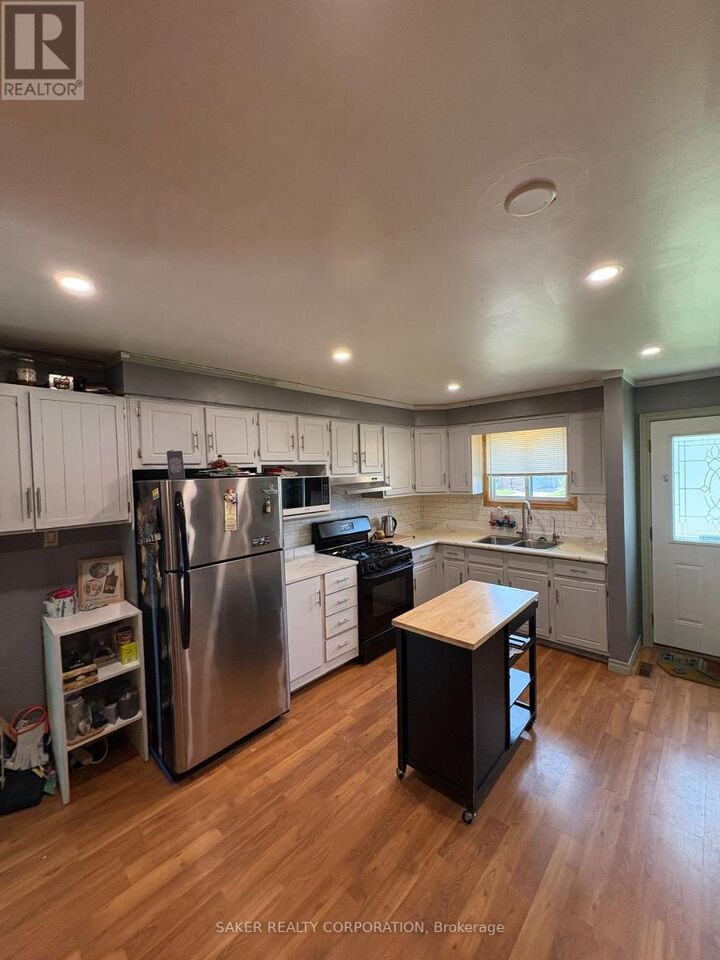 Property Photo:  13 Pol Court  ON N5R 5P9 