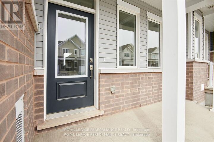 Property Photo: 254 Falsetto Street ON K1W 0S4