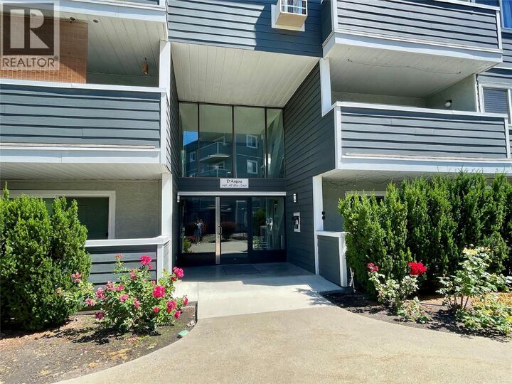 Property Photo: 495 All Star Court 332 BC V1X 5N7