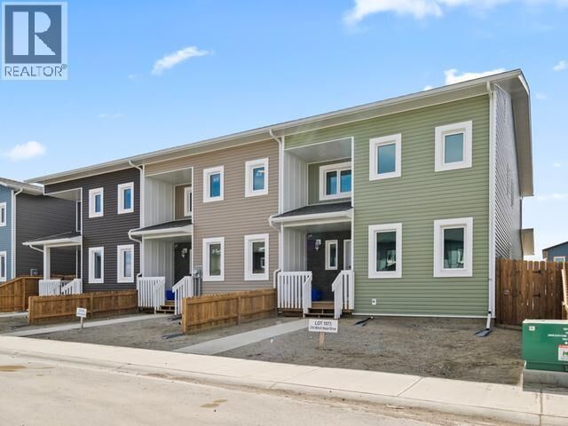 Property Photo:  49 Wyvern Avenue  YT Y1A 0T6 