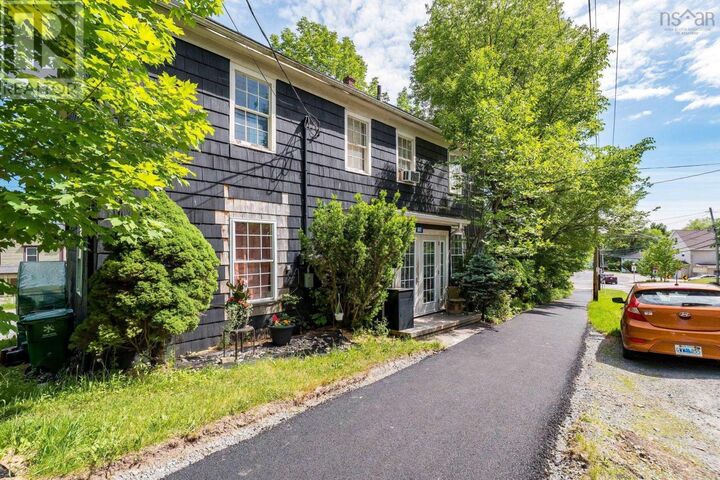 Property Photo: 861 King Street NS B0N 2T0