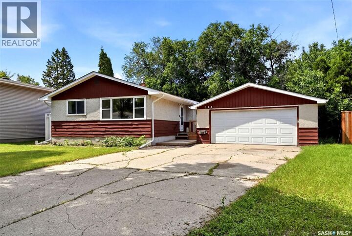 Property Photo:  120 Shannon Road  SK S4S 5B1 