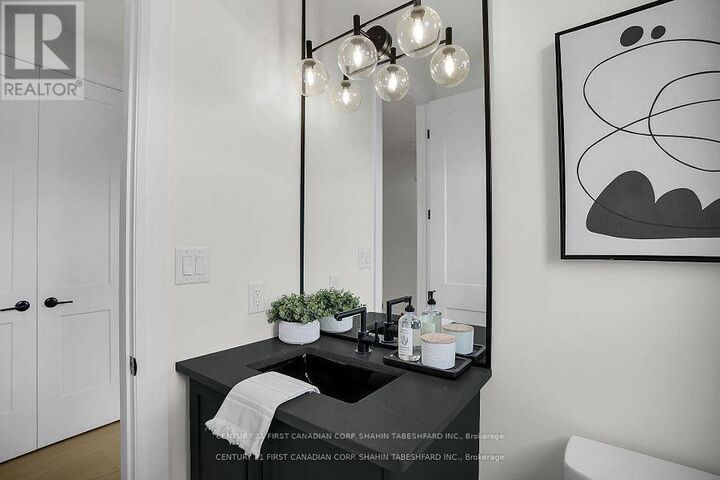 Property Photo: 2299 Darwin Crescent ON N6P 0J6