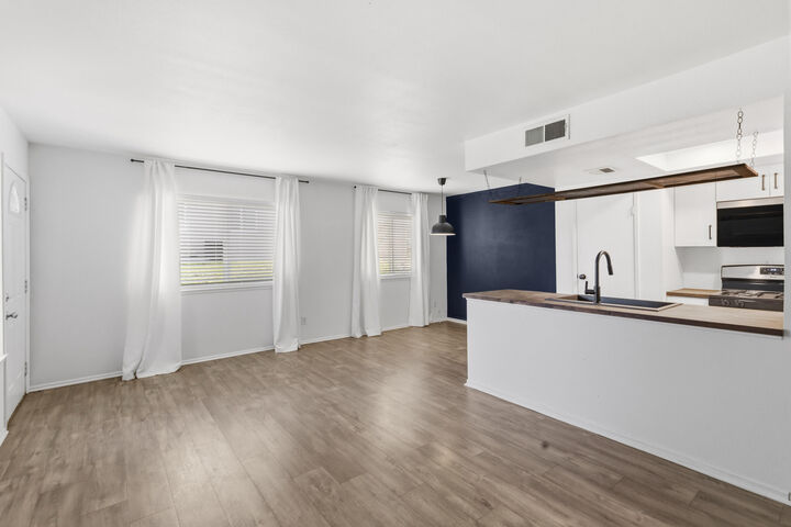 Property Photo: 72532 Edgehill Drive 2 CA 92260