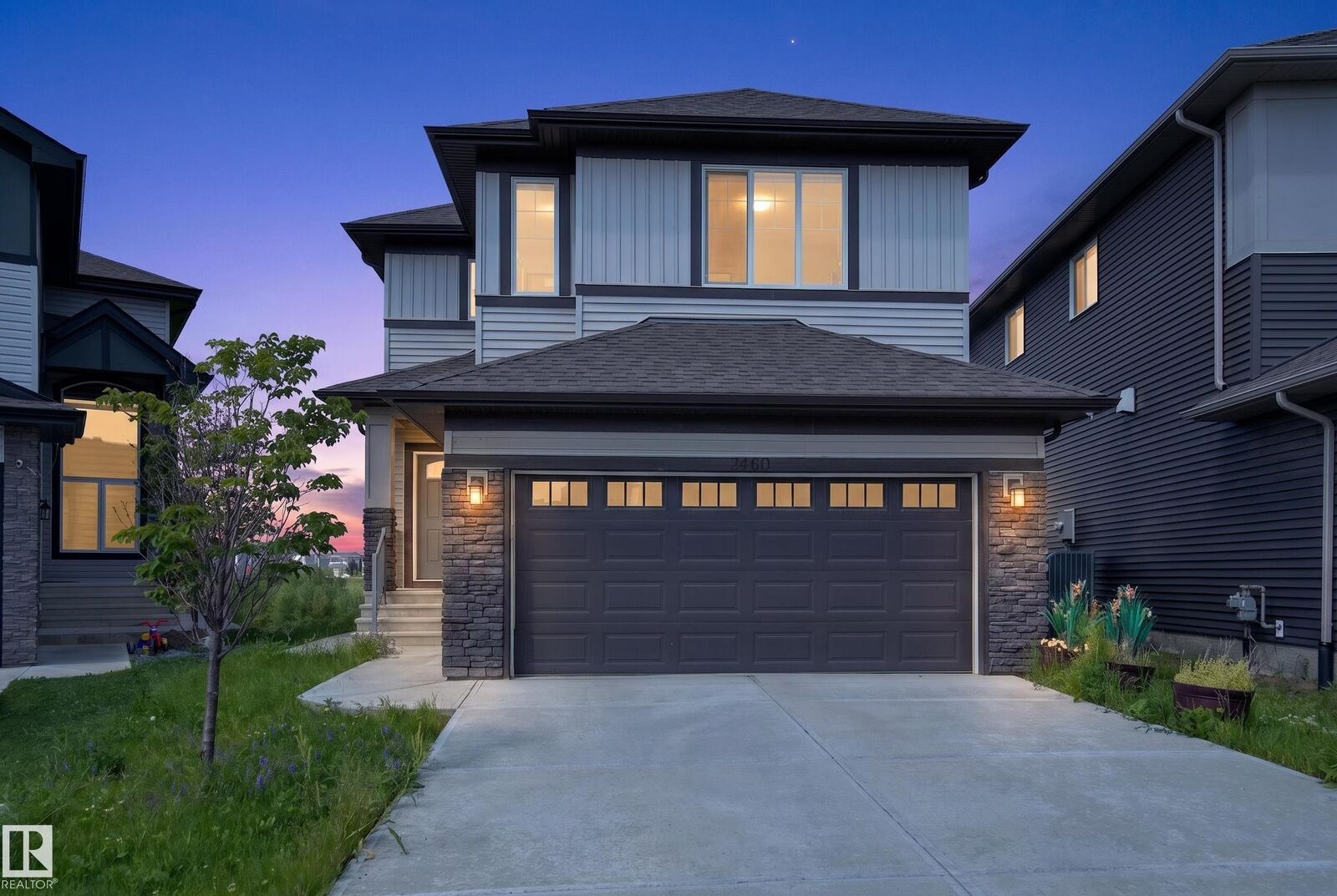 Property Photo: 2460 15 Avenue NW AB T6T 2L3