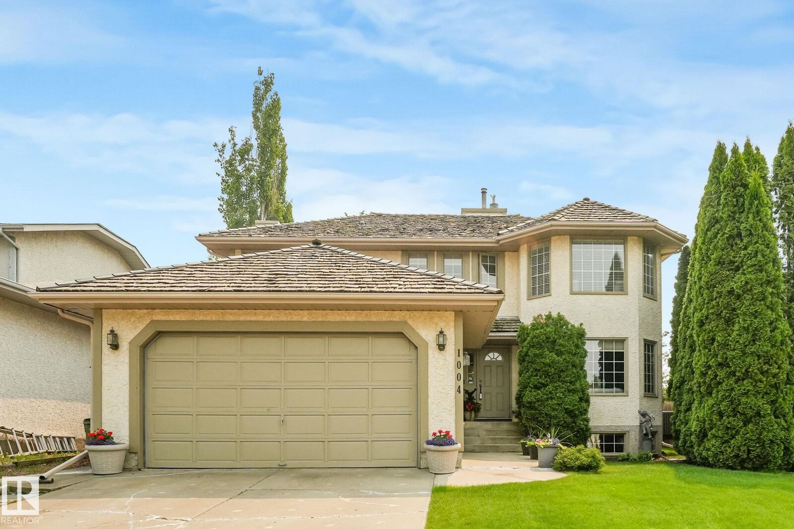 Property Photo: 1004 110B Street NW AB T6J 6P8