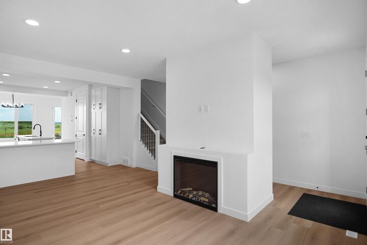 Property Photo:  73 Sienna Boulevard  AB T8L 0Z1 