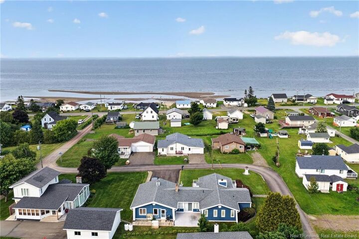 Property Photo: 79 Sunshine Drive NB E4R 5T7