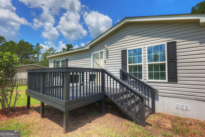 Property Photo:  1177 Egg And Butter Road N  GA 31773 