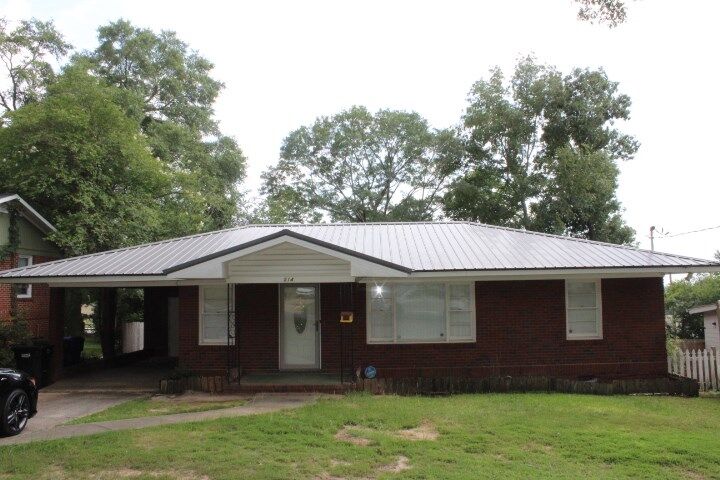 Property Photo: 514 46th Street GA 31904
