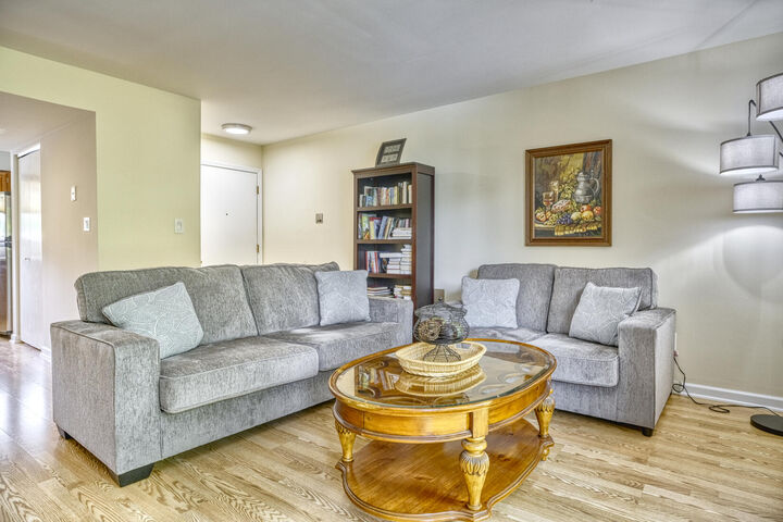 Property Photo:  827 N Summit Park Court  IN 46307 