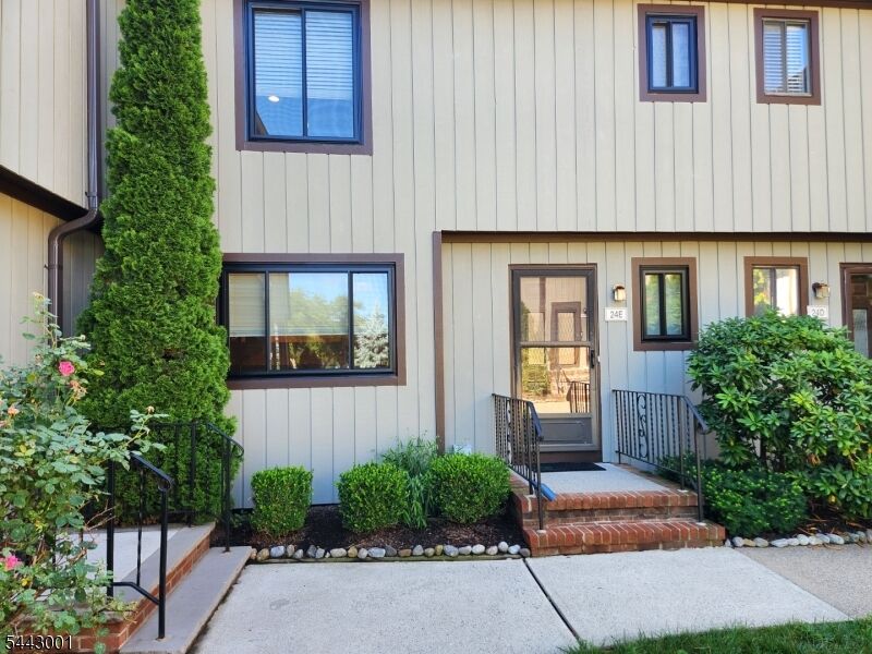 Property Photo:  38 Park   St E  NJ 07932 