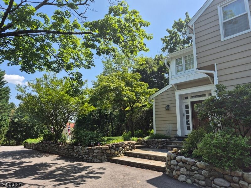 Property Photo:  7 Jefferson Ave  NJ 07078 