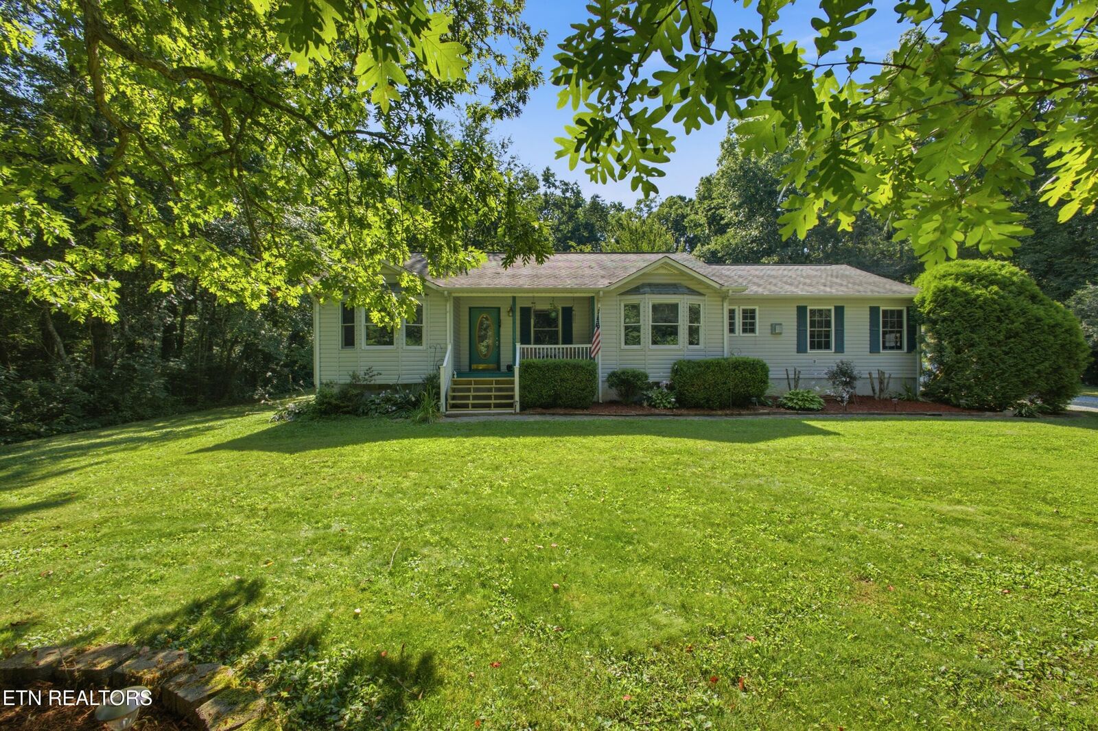 Property Photo:  10647 Hwy 127 N  TN 38571 