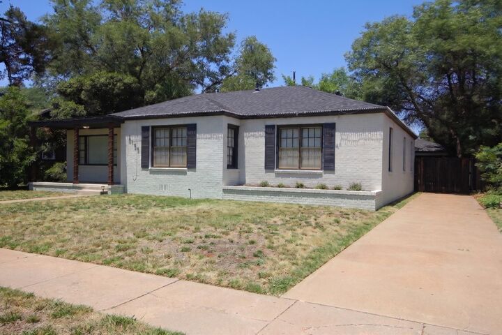 Property Photo:  3104 29th Street  TX 79410 