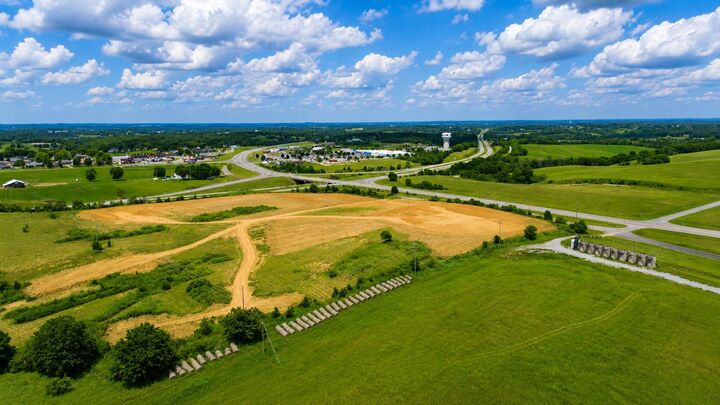 Property Photo:  2 Burkesville Road  KY 42728 