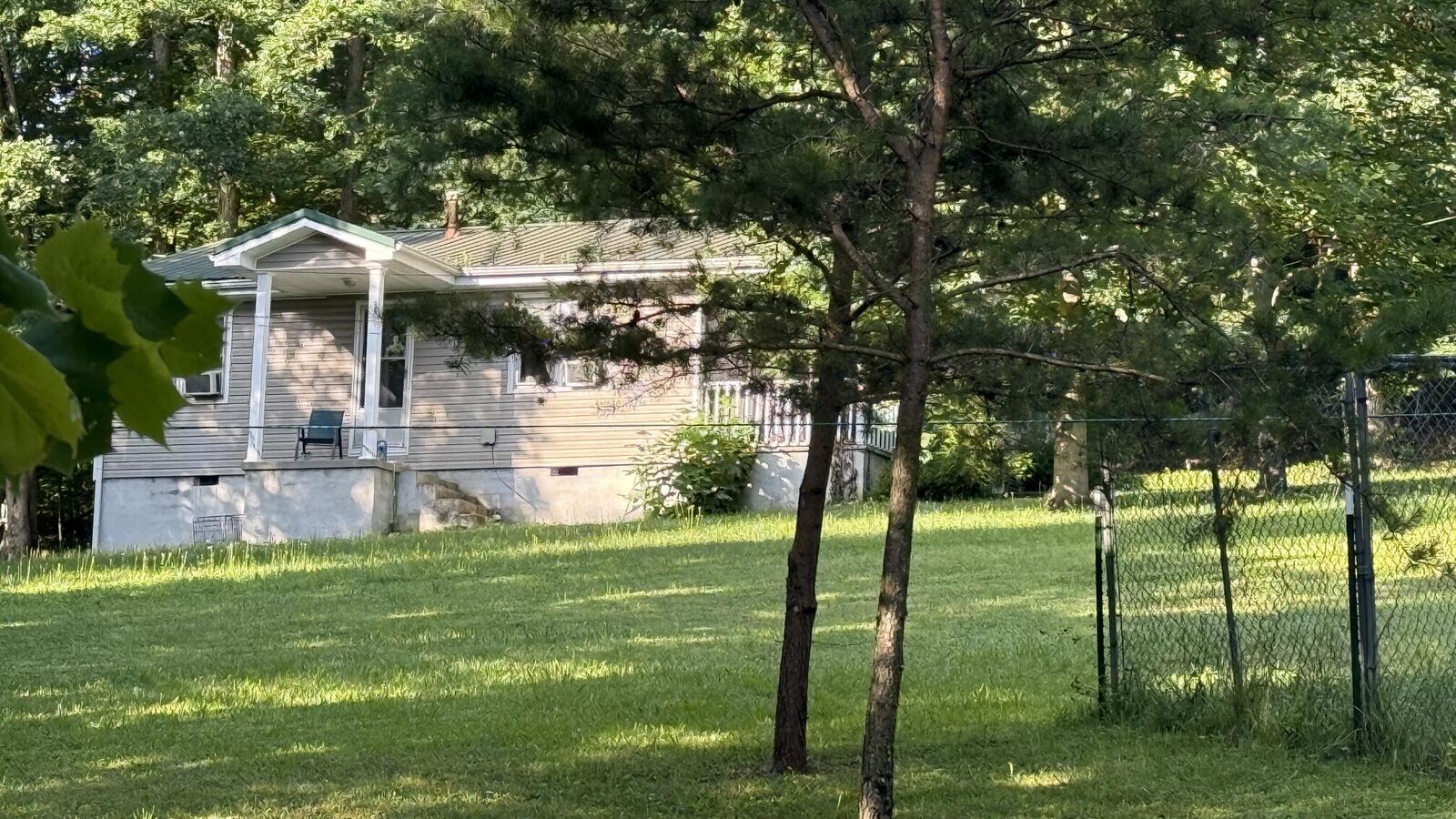 Property Photo:  750 Mount Vernon Road  KY 40403 