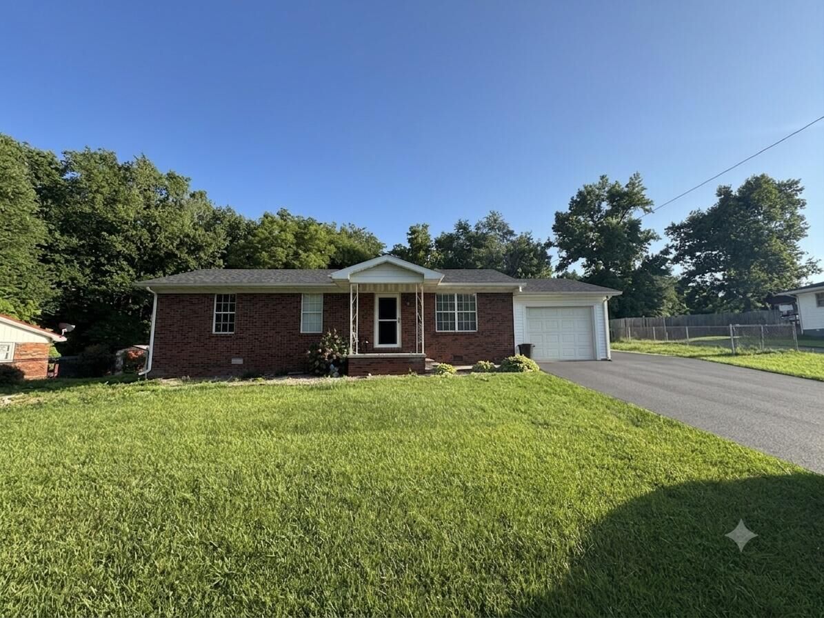 Property Photo: 297 Oak Street KY 42642