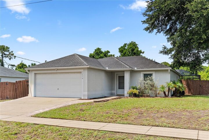 Property Photo: 3270 Craggy Bluff Place FL 32926
