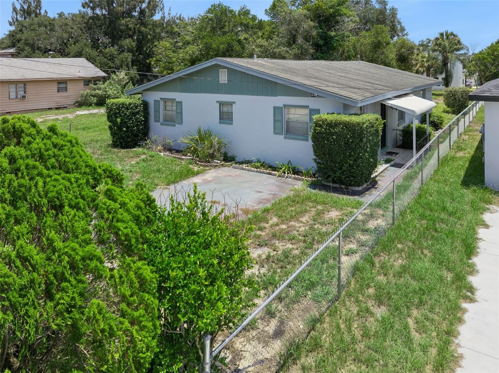 Property Photo:  442 E Street  FL 33853 