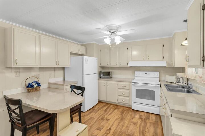Property Photo: 7319 Osage Drive FL 34667