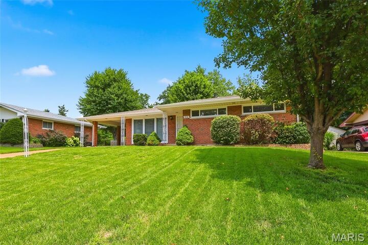 Property Photo:  8830 Red Oak Drive  MO 63126 