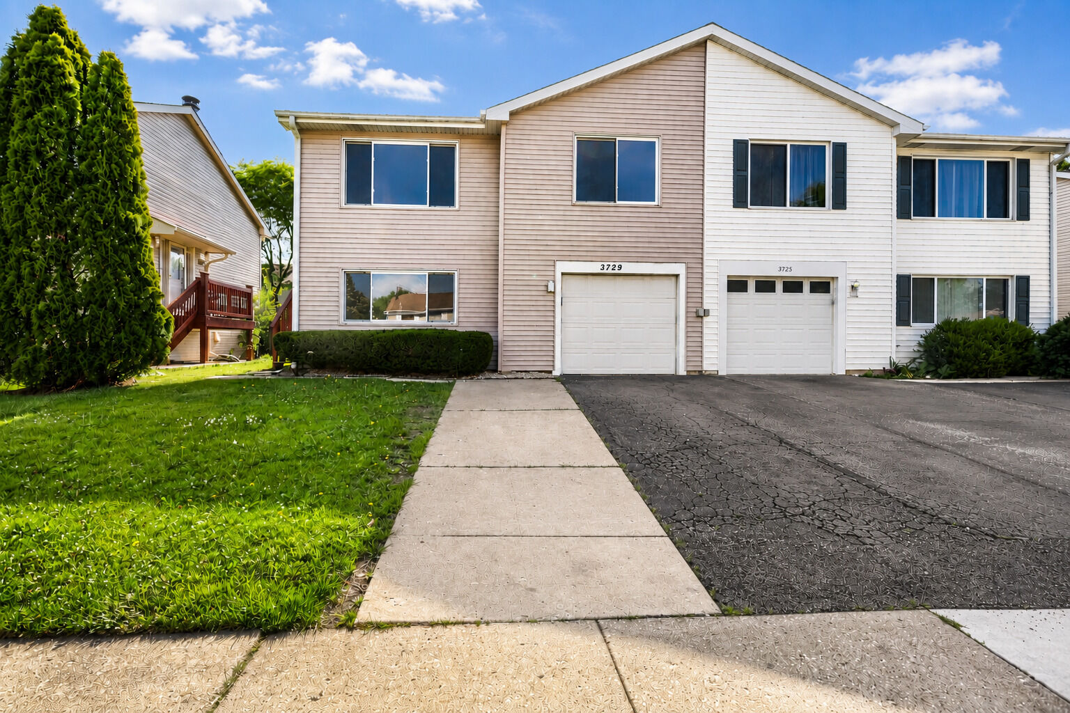 Property Photo:  3729 Dory Circle E  IL 60133 