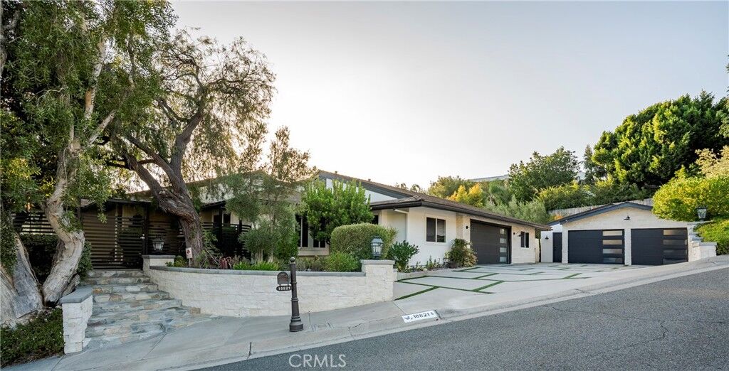 Property Photo:  18821 Ridgeview Circle  CA 92861 