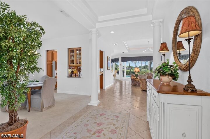 Property Photo: 5278 Kensington High Street FL 34105