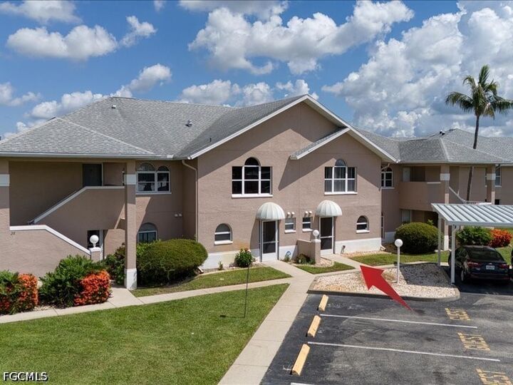 Property Photo: 28 Cosmopolitan Drive 15 FL 33936
