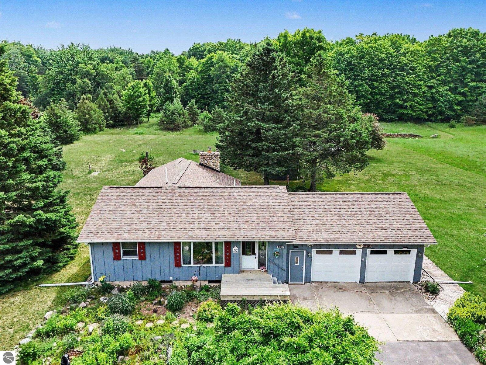 Property Photo:  3091 Lake Ann Road  MI 49643 