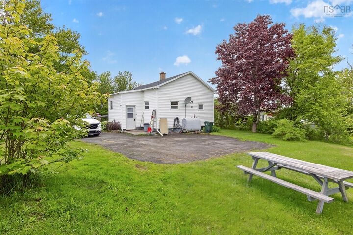 Property Photo:  300 Lake Road  NS B1A 2H1 