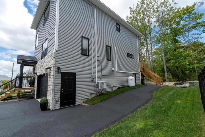Property Photo: 35 Angel Court NS B2X 0C1