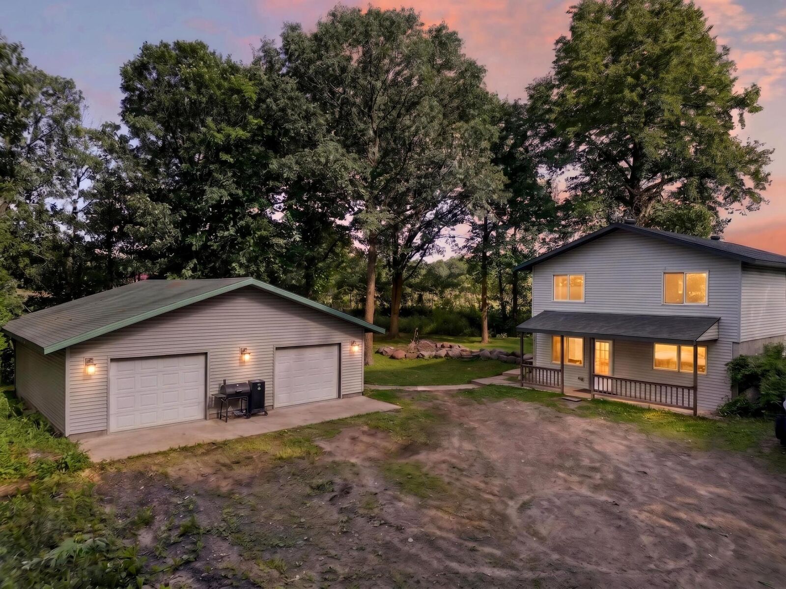 Property Photo: 20995 County Road 12 MN 56455