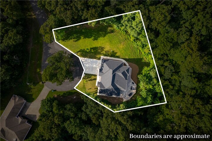 Property Photo:  19 Canobie Lane  AR 72715 