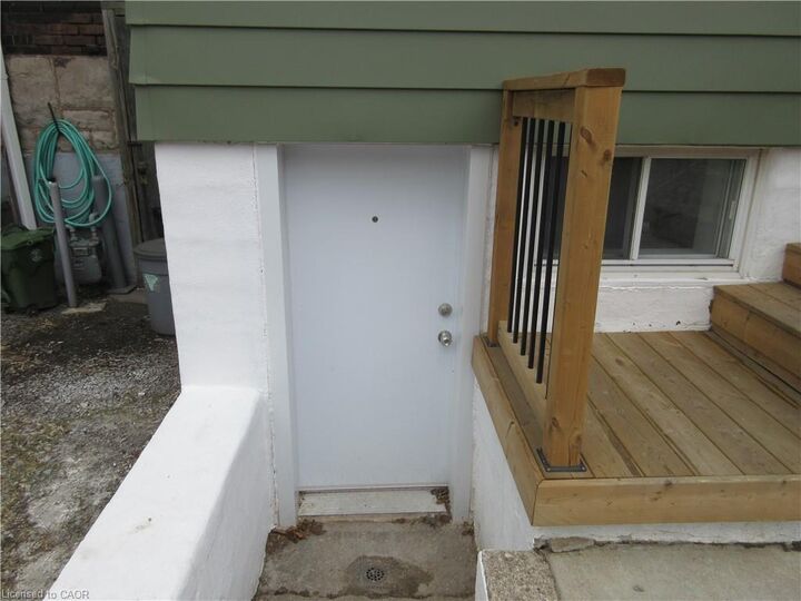 Property Photo: 305 Catharine Street N 2 ON L8L 4S8