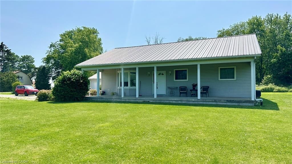 Property Photo:  418 Lakeshore Road  ON N0A 1P0 