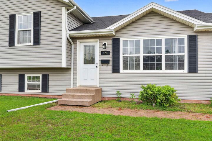 Property Photo: 123 Barbour Circle PE C1A 9S9