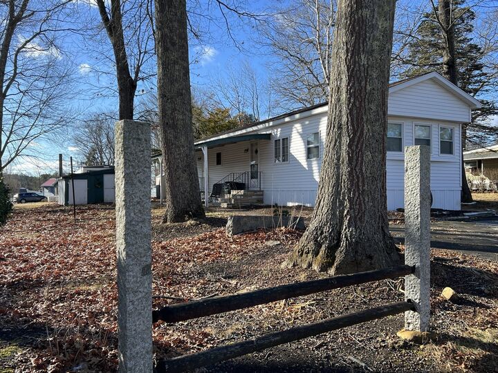 Property Photo: 6 Stagecoach Drive MA 01506