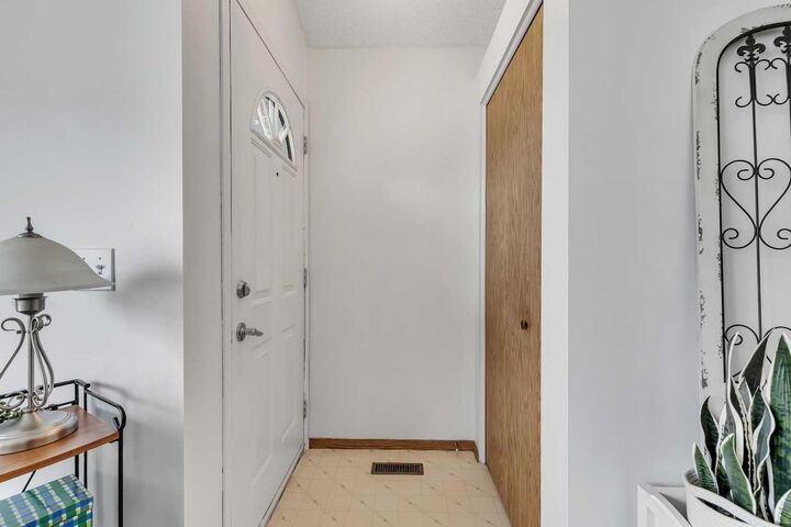 Property Photo: 86 Coventry Lane NE AB T3K 4G4