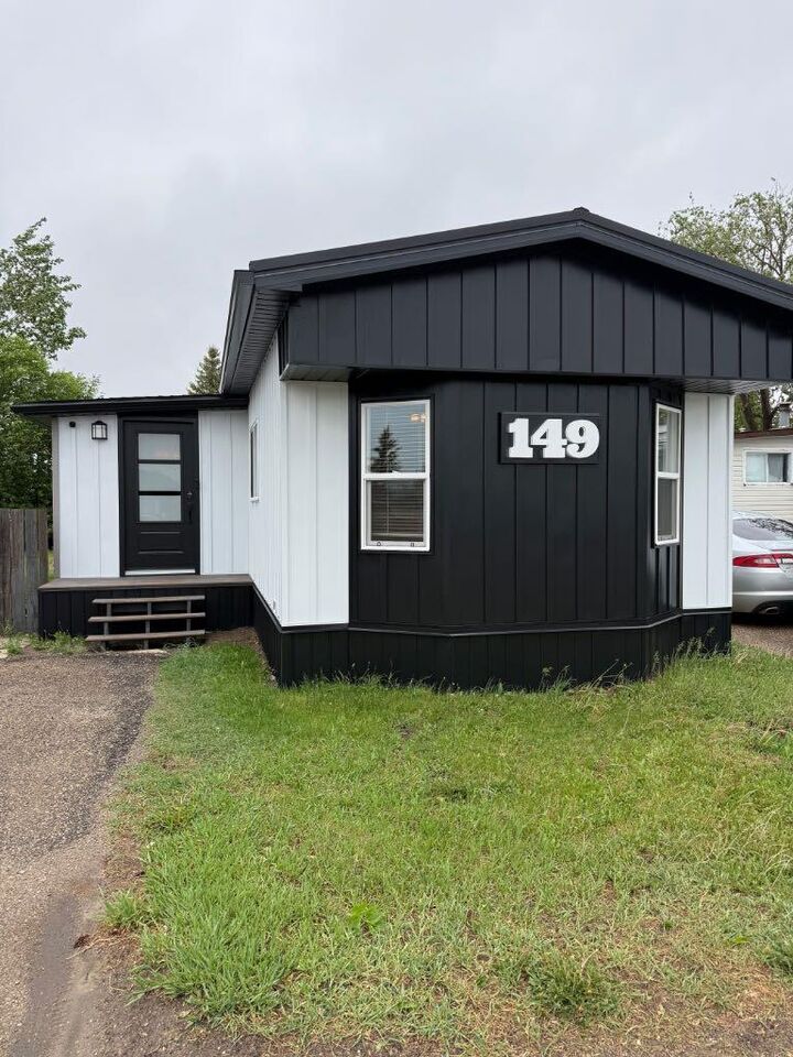 149 Birch Street — photo 1