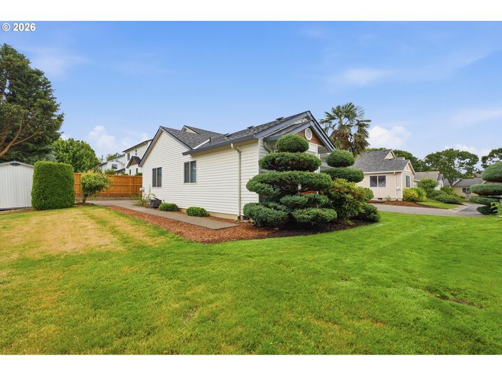 Property Photo:  20734 Adam Ln  OR 97024 