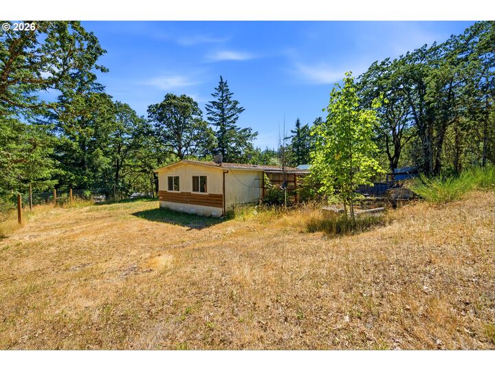 Property Photo: 22695 Finn Rd OR 97378