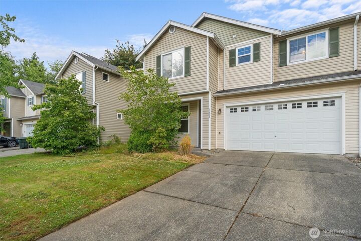 Property Photo:  1602  Cunningham Drive NE  WA 98516 