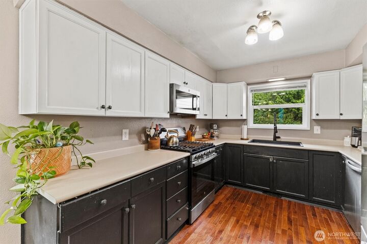 Property Photo:  6011  Roberts Road  WA 98226 