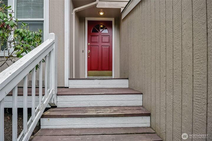 Property Photo:  9810  116th Place NE  WA 98033 