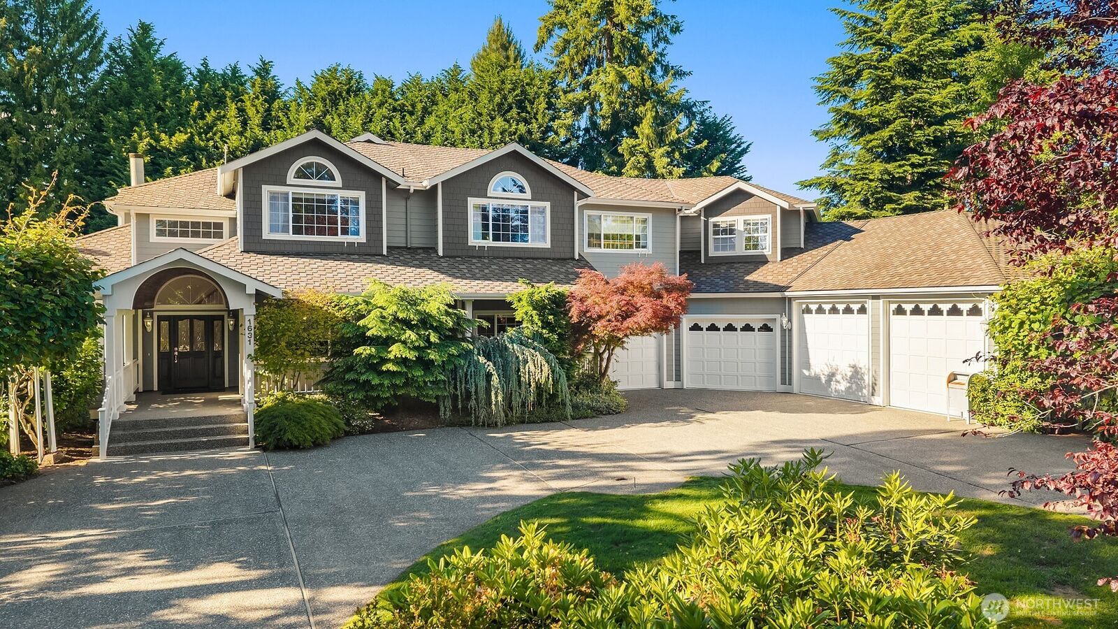 Property Photo:  1631  180th Place SW  WA 98037 