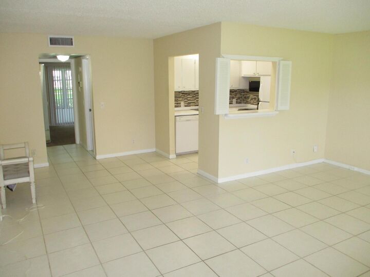 Property Photo:  506 Mansfield M  FL 33434 