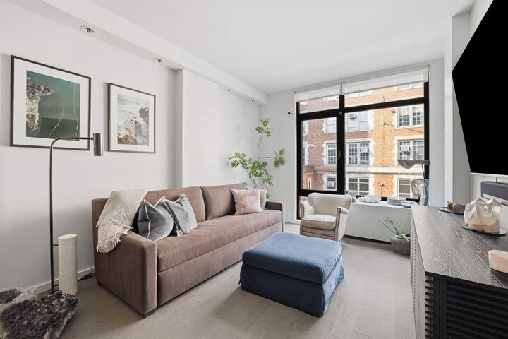 Property Photo:  427 E 12th Street 3A  NY 10009 